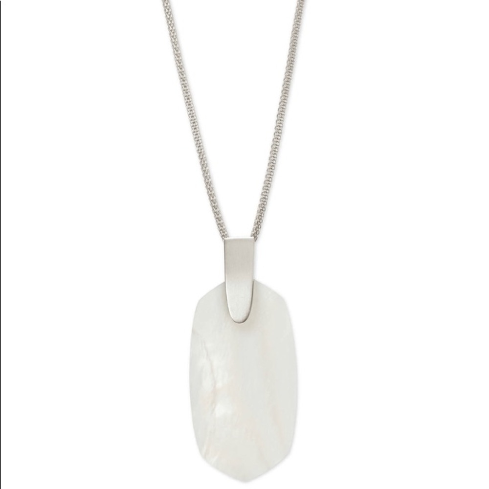NWOT Kendra Scott Inez Silver Pendant Necklace